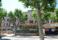 La Place...